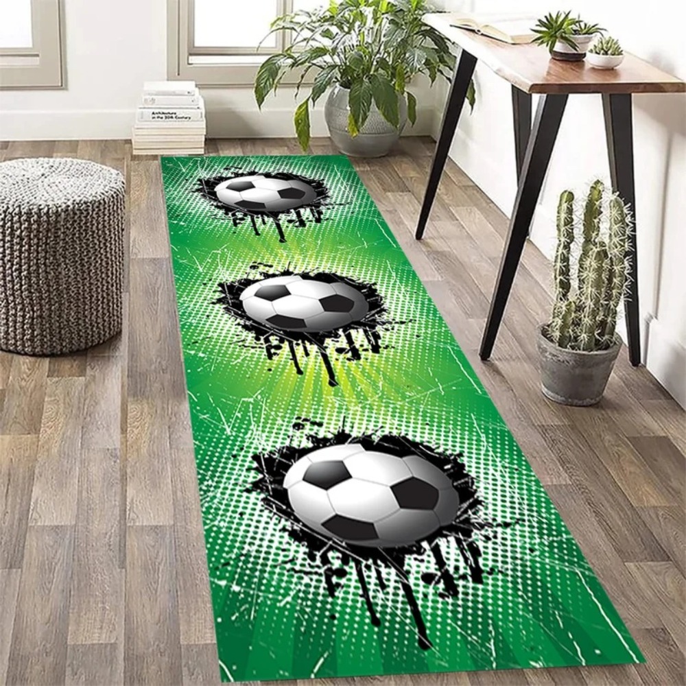 Soccer Ball Print Runner Rug A - Outdoor Sport Live 评论和价格