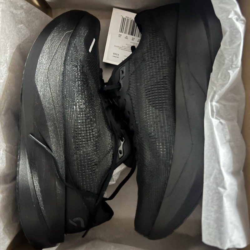 2026 New Luxury Mans Running S - Outdoor Sport Flooring 评论和价格